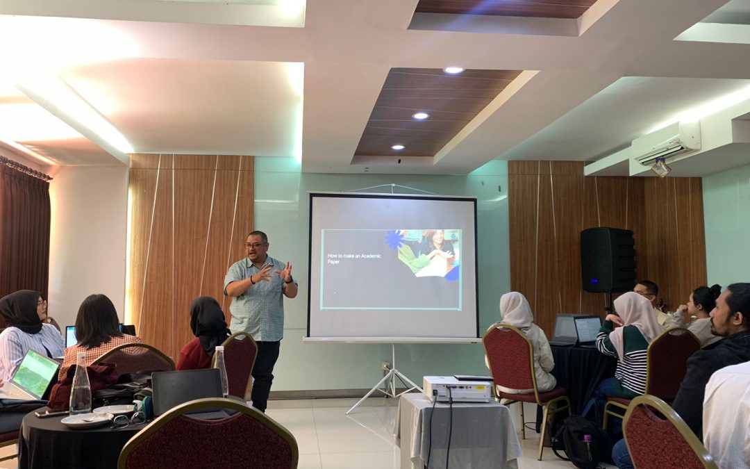 DARI IDE KE PUBLIKASI: SIMPOSIUM ARTIKEL ILMIAH JADI PLATFORM PENGEMBANGAN AKADEMIK ADMINISTRASI PUBLIK